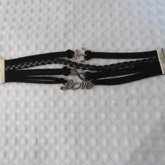 Bracelet Black 4 Straps New Without tags - Picture 1 of 4